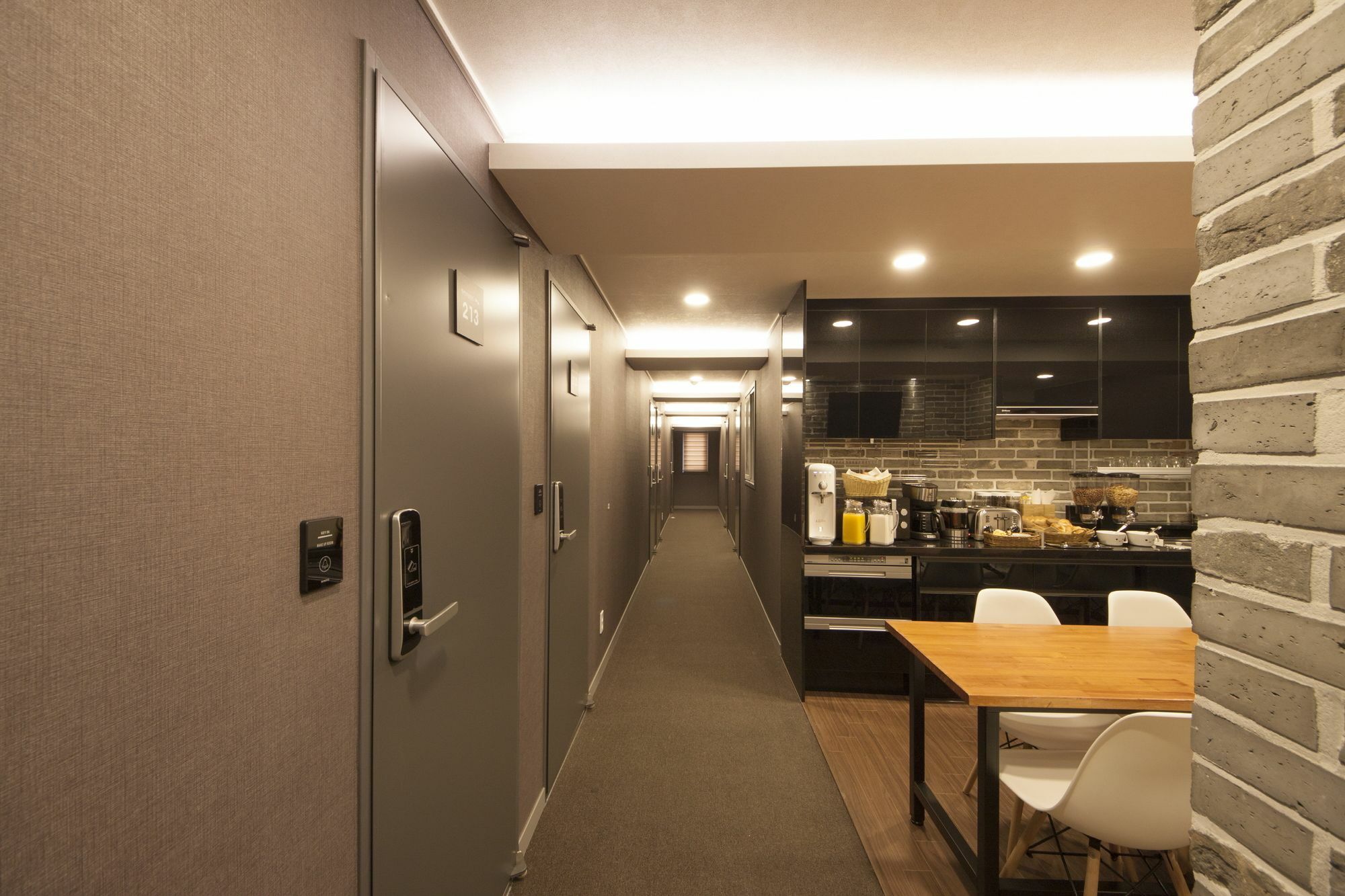 Blue Mountain Myeong-Dong Hotel Seoul Exterior photo
