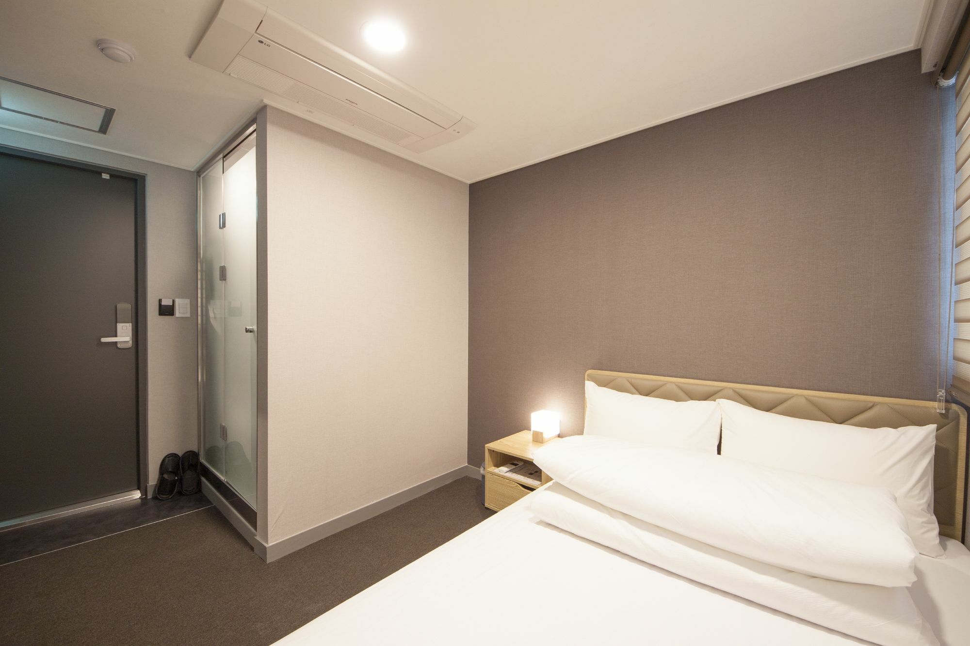 Blue Mountain Myeong-Dong Hotel Seoul Exterior photo