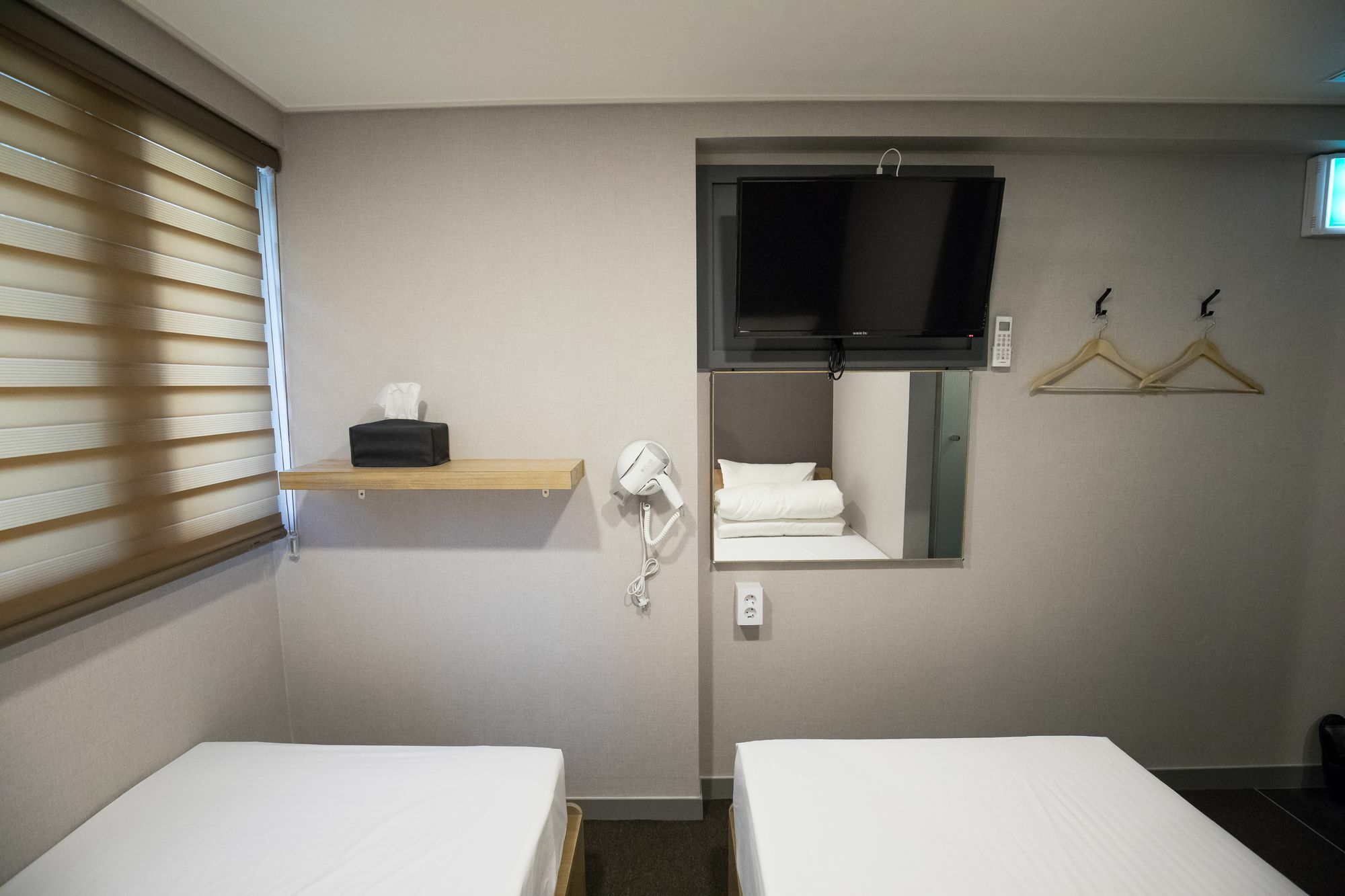 Blue Mountain Myeong-Dong Hotel Seoul Exterior photo